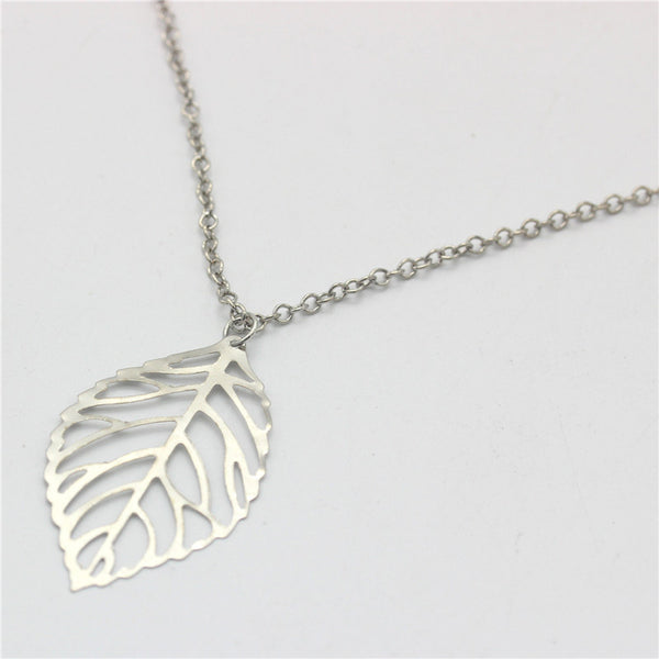 Leaf Pendant Necklace